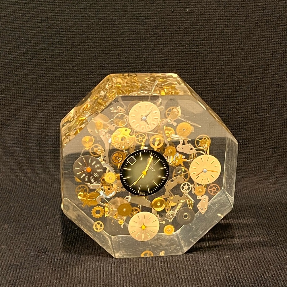 MCM Rare 1950s Lucite Exploding Watch Parts Sculpture Frozen Paperweight Octagon - Picture 11 of 15